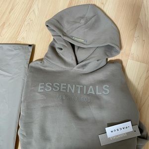 COPY - FOG essentials kids moss hoodie XL